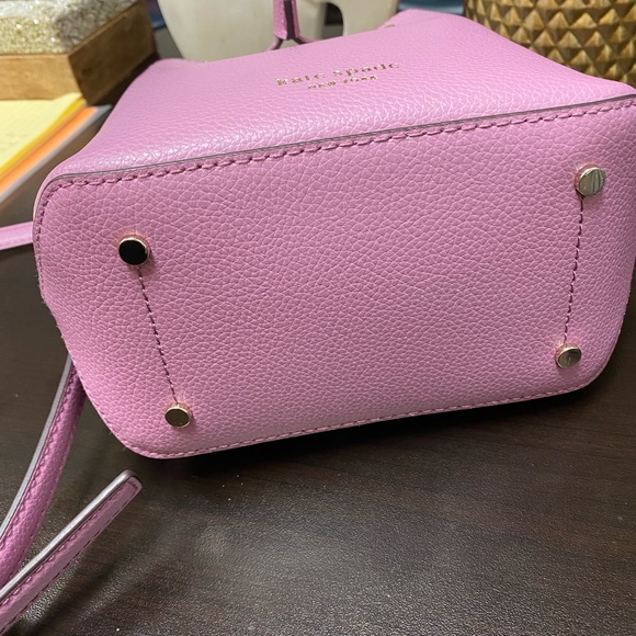 Kate spade ♠️ New York small Eva bucket bag NWT - Picture 5 of 8